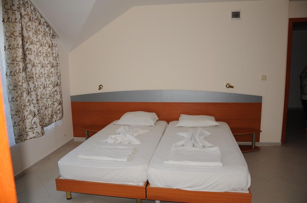 Hotel Babeva Sveti Vlas Εξωτερικό φωτογραφία