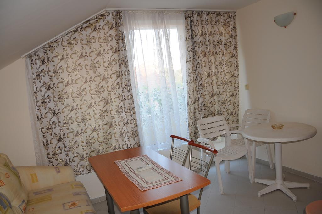 Hotel Babeva Sveti Vlas Εξωτερικό φωτογραφία